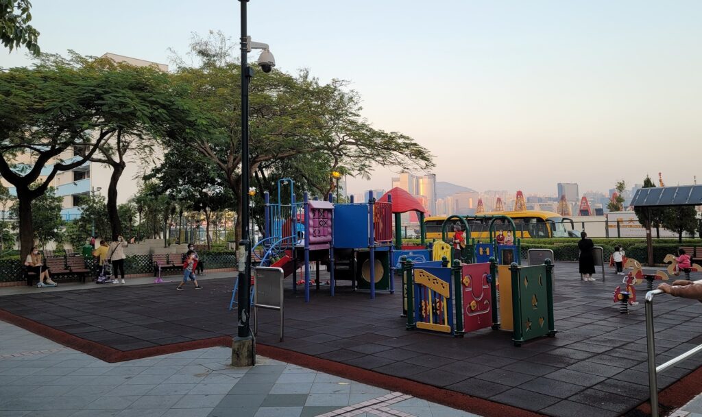 king-wan-street-playground-1