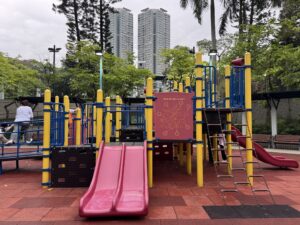 hong-ning-road-park-childrens-playground-5