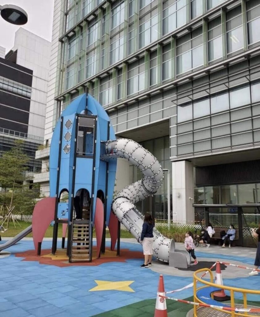kai-tak-promenade-hong-kong-childrens-hospital-section-childrens-playground-1