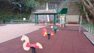 kau-pui-lung-road-playground-1