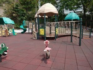 kung-lok-road-childrens-playground-1