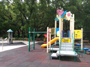 lion-rock-park-childrens-playground-3