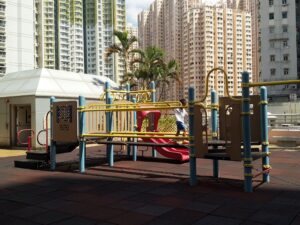 ngau-tau-kok-road-sports-centre-playground-3