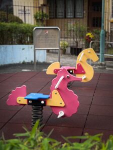 princess-margaret-road-childrens-playground-3