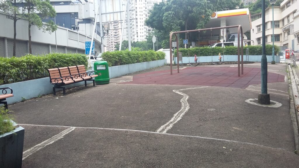 princess-margaret-road-childrens-playground-4