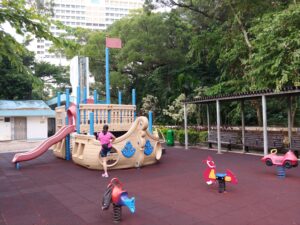 sau-nga-road-playground-4