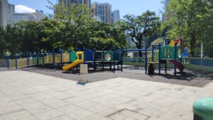 sheung-shing-street-park-playground-1