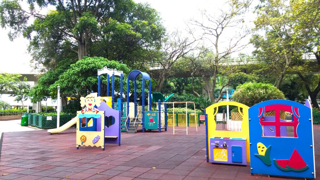 tung-lo-wan-garden-playground-1