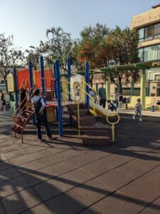 moray-road-childrens-playground-2