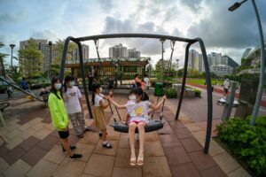 on-sau-road-park-playground-3